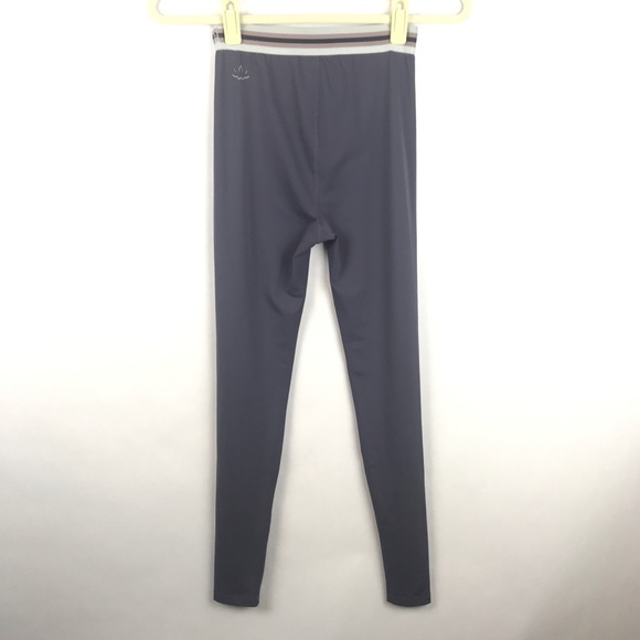 Beyond Yoga One More Stripe High Waisted Leggings - Picture 5 of 6